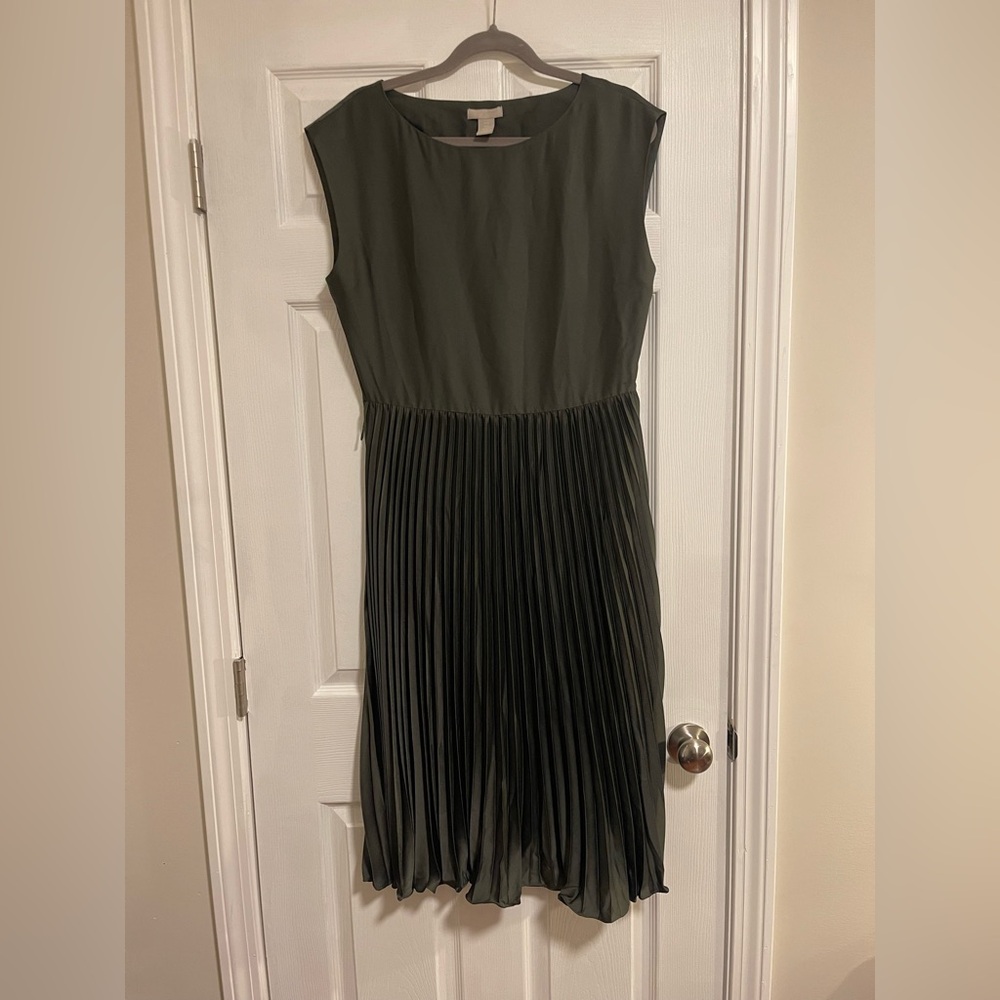 H&M Olive Green Pleated Midi Dress- Size Medium
